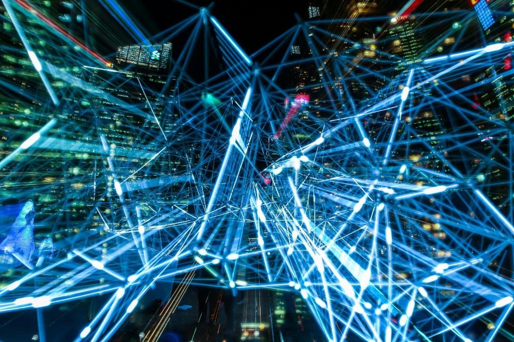 Réseau digital connecté, innovation tech